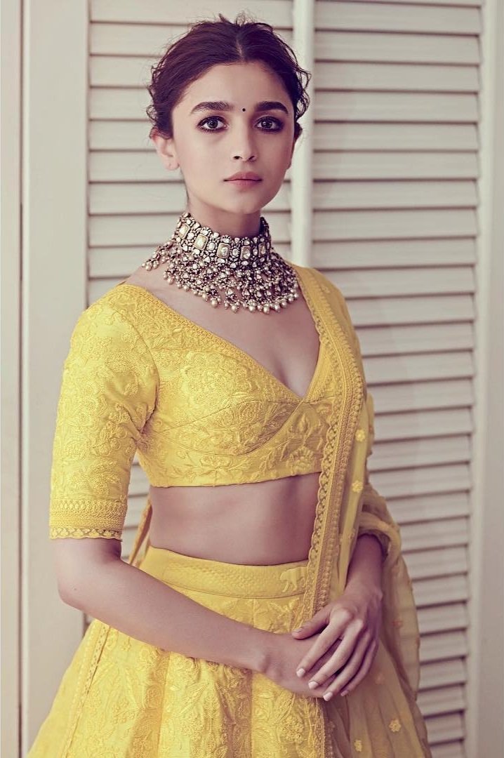 Alia-Bhatt-Yellow-Wedding-Dress