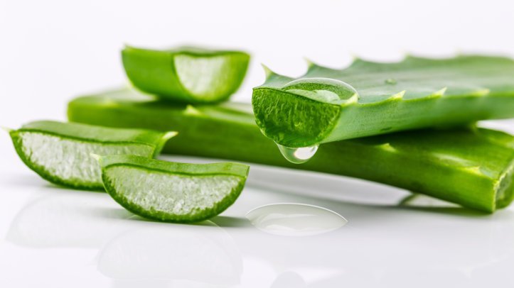 Aloe-Vera-Toner-best-natural-toner-for-oily-skin