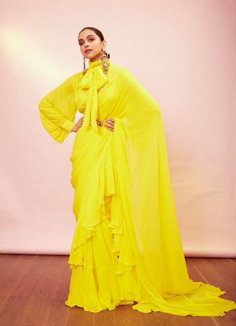 Deepika-Yellow-Wedding-Dress