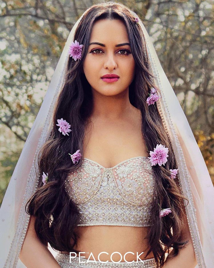 Sonakshi Sinha Lehenga With Floral Crown Serve Perfect Bridal Inspiration