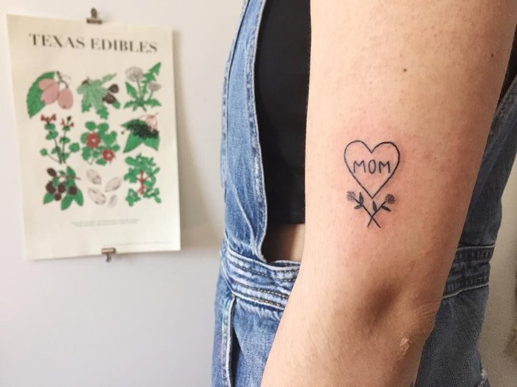 Cute and Delicate Mom Tattoos - wide 1