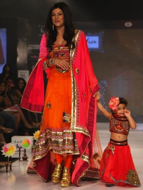 Mom And Daughter Matching Dress 4