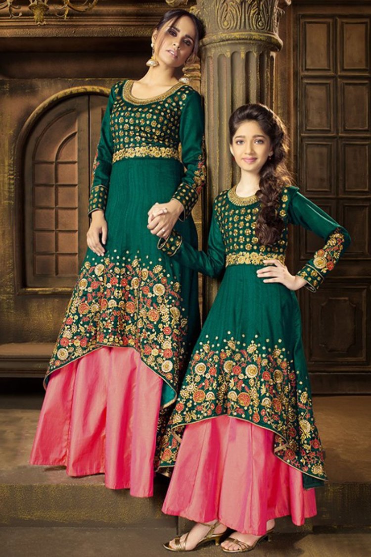 Mom And Daughter Matching Dress 9