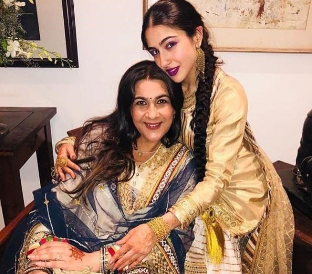 20 Most Beautiful Famous Mother Daughter Pairs Of Film Industry ...