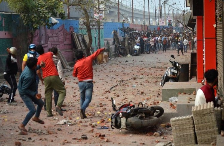 Riots took place in New Delhi between Muslim and Hindu, many deaths