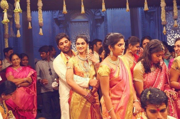 Allu Arjun And Sneha Reddy Unseen Photo In Wedding