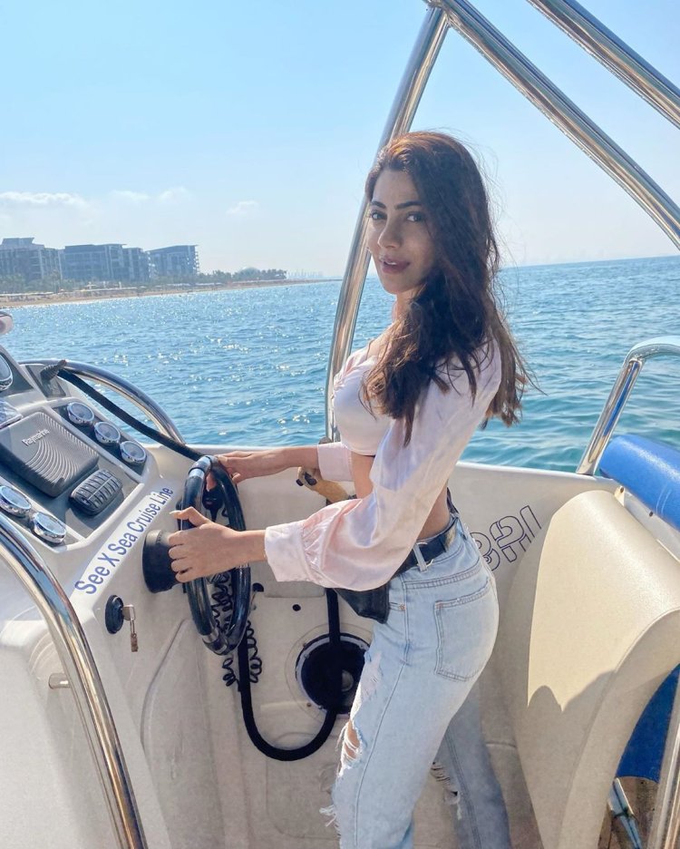 Nikki Tamboli 6