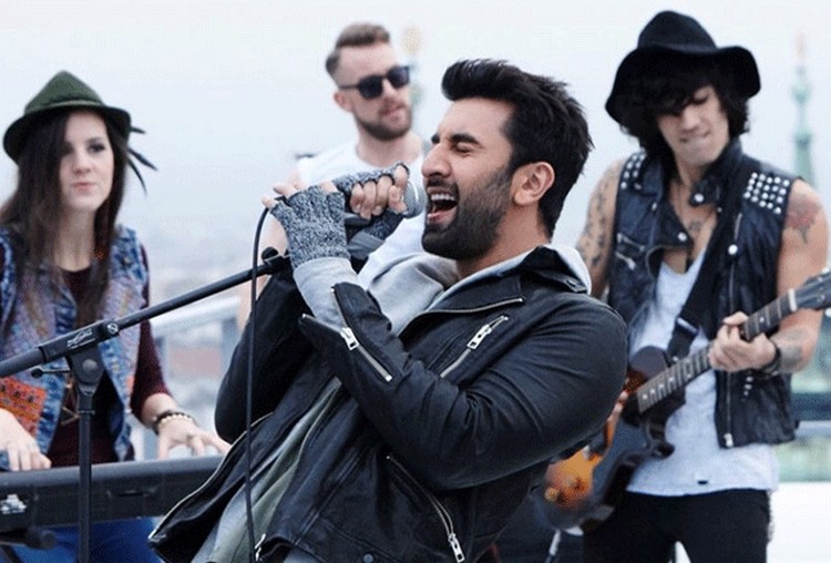 Ranbir Kapoor Singing