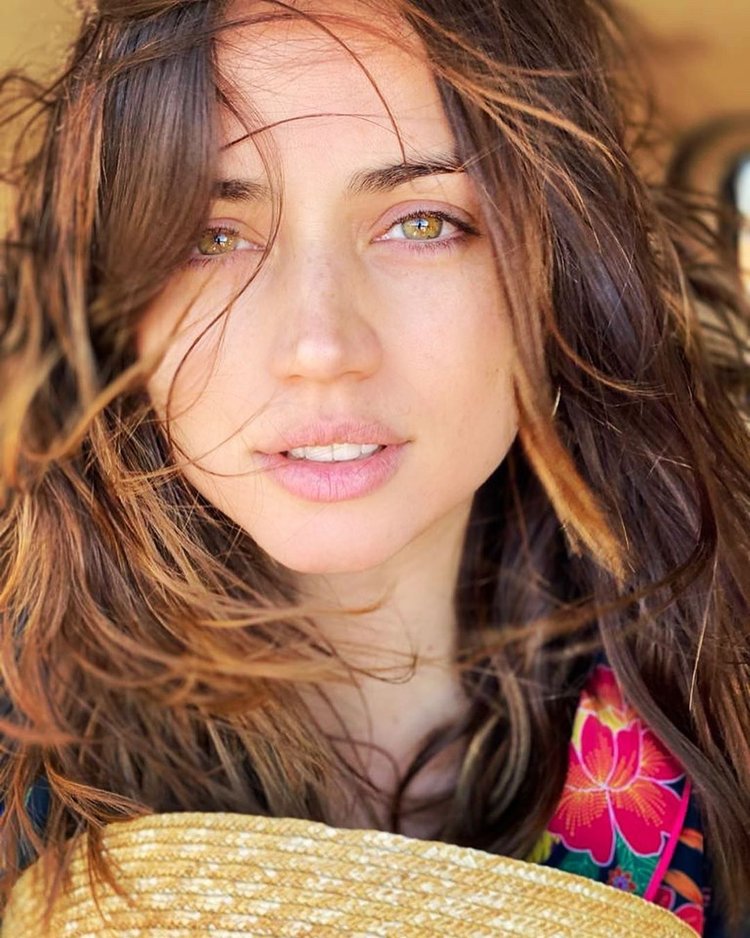 Ana De Armas 2