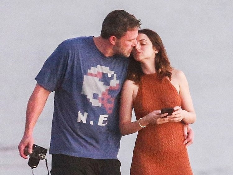 Ana De Armas And Ben Affleck