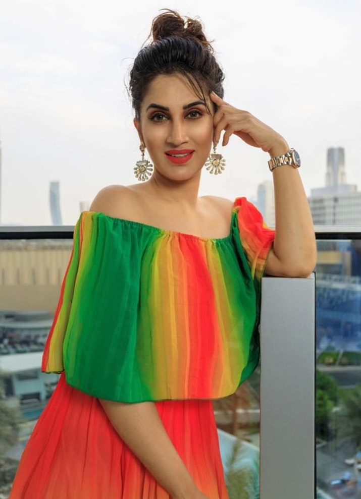 Smita Gondkar 6