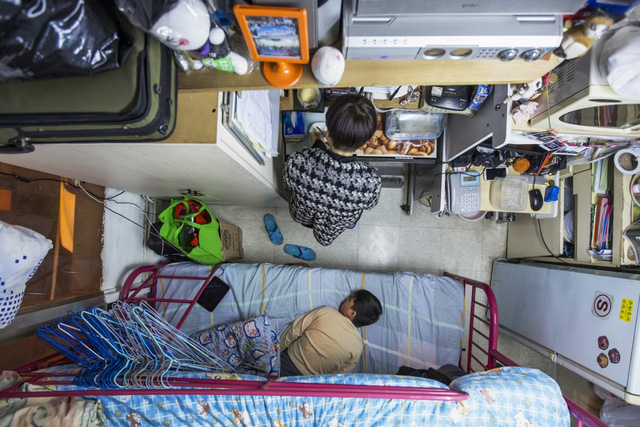 Migrant Workers Quarantine Lockdown 3 Slums In Hon