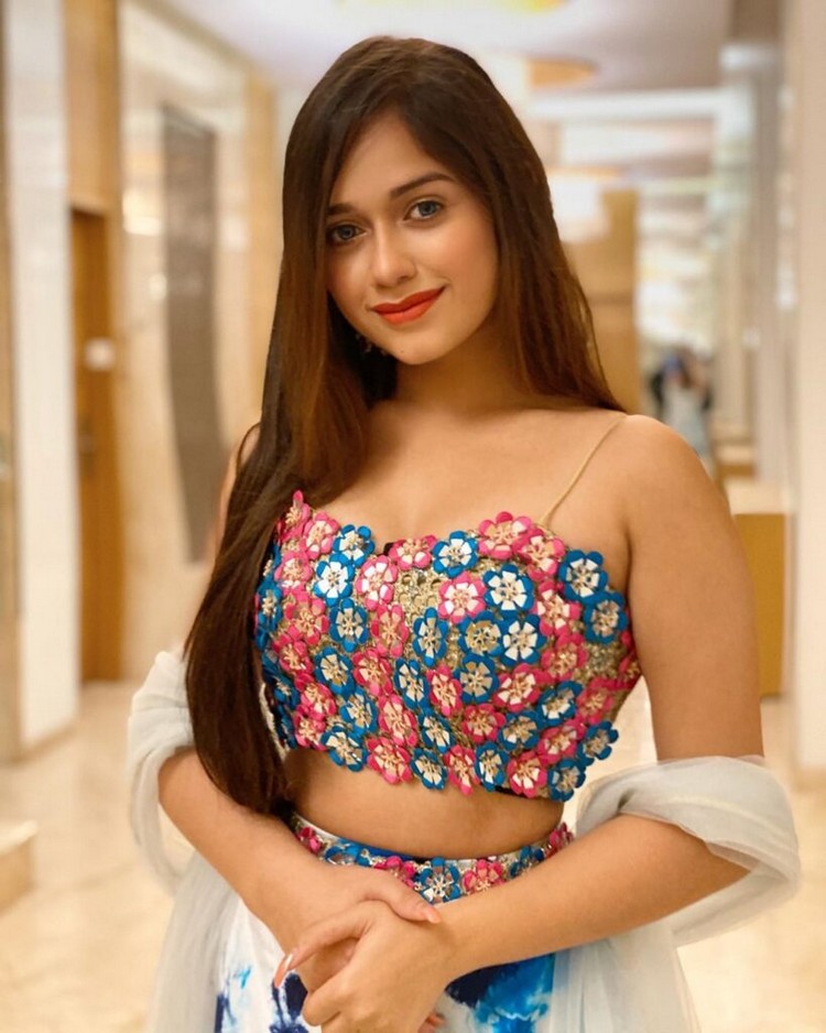 Jannat Zubair Tik Tok Transformation And All That You Should Know ...