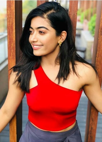 Hottest Pics Of Rashmika Mandanna The Karnataka Crush You Have Never