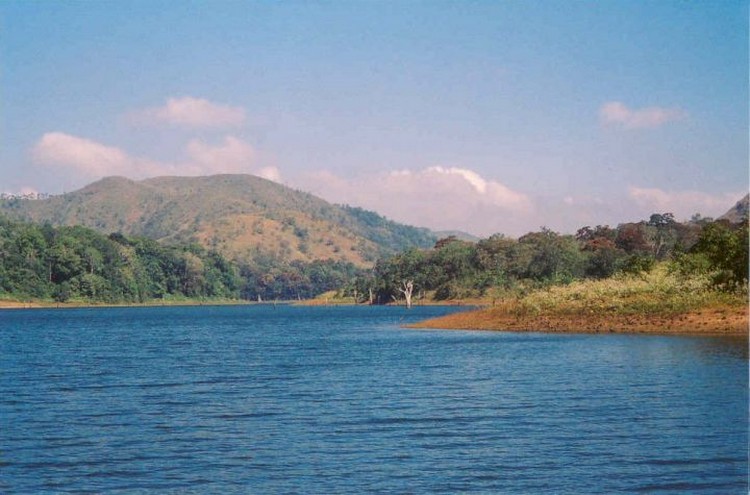 Periyar Lake honeymoon destinations in south India