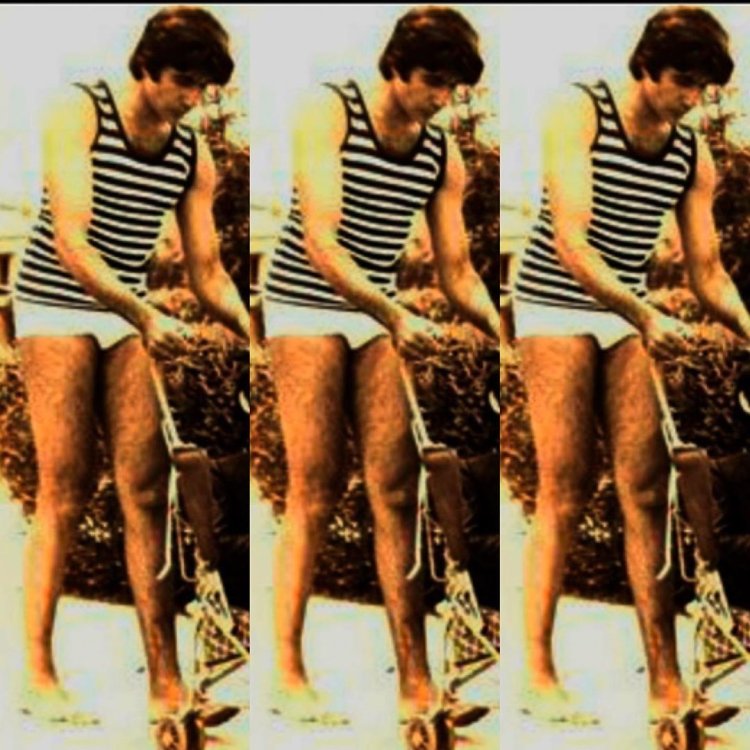 Amitabh Bachchan Bikini