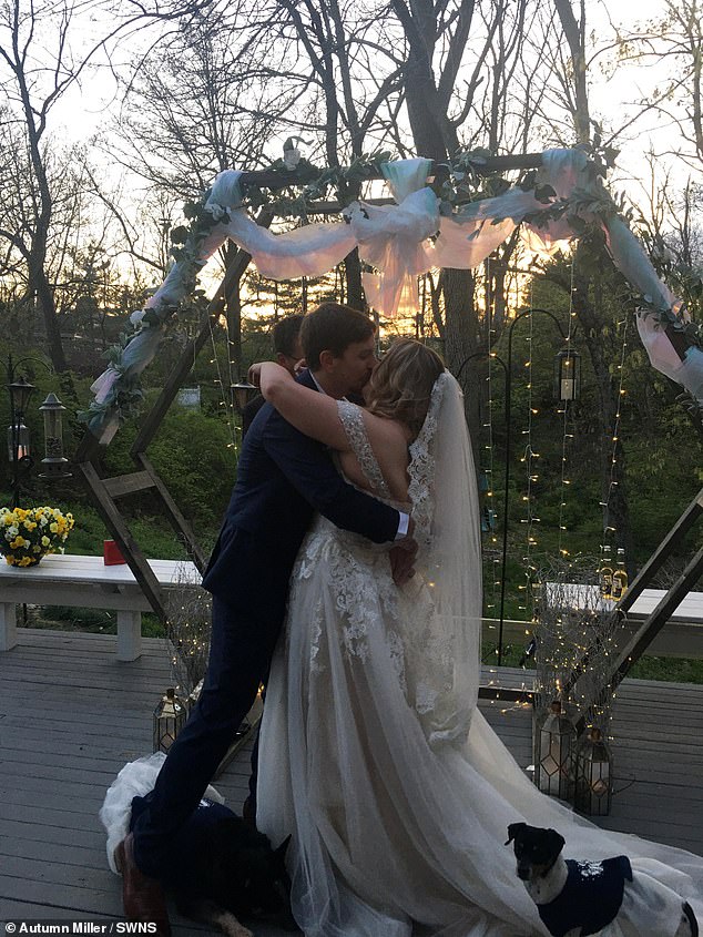 Couple Wedding Coronavirus Lockdown 4