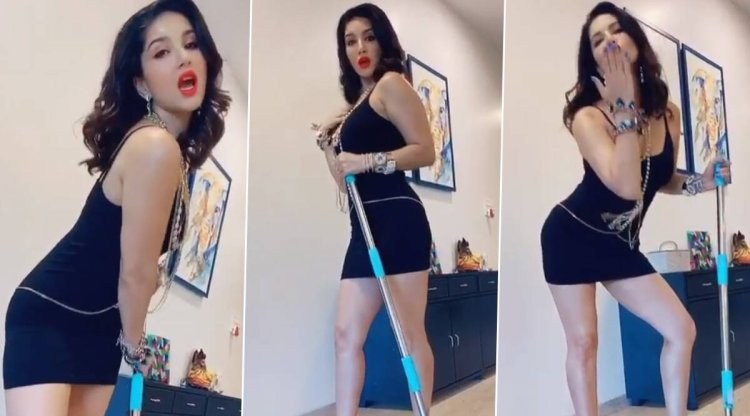 Sunny Leone 6