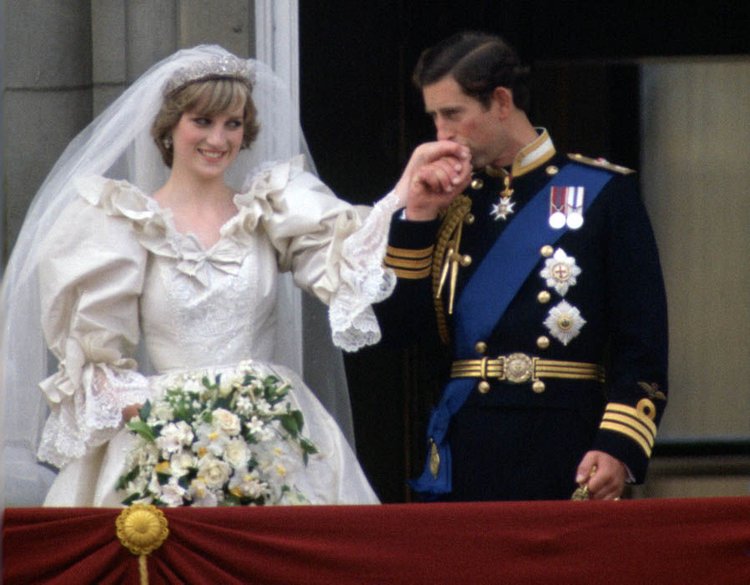 The Late Princess Diana Revealed It Was “Odd” To Have S.E.X With Prince ...