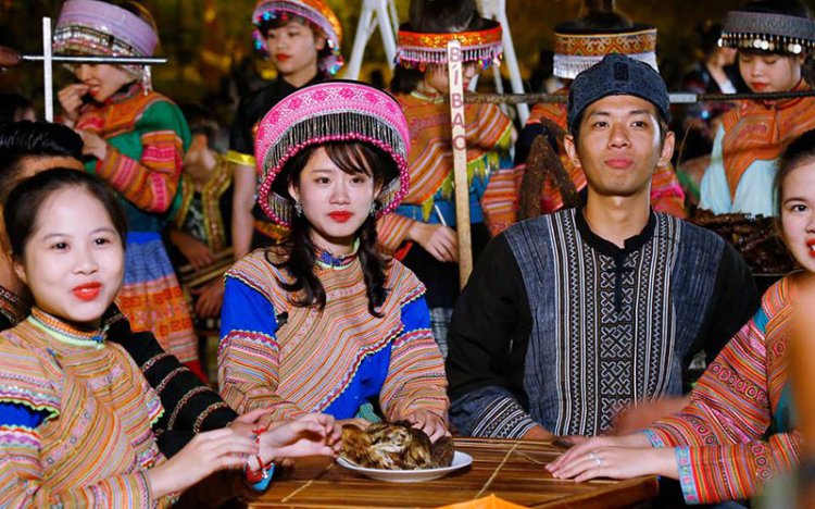 Love Market In Sa Pa Vietnam