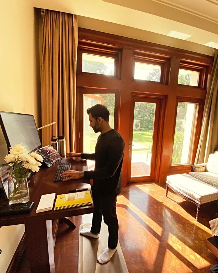 A Sneak Peek Inside Sonam Kapoor And Anand Ahuja Home In Delhi ...