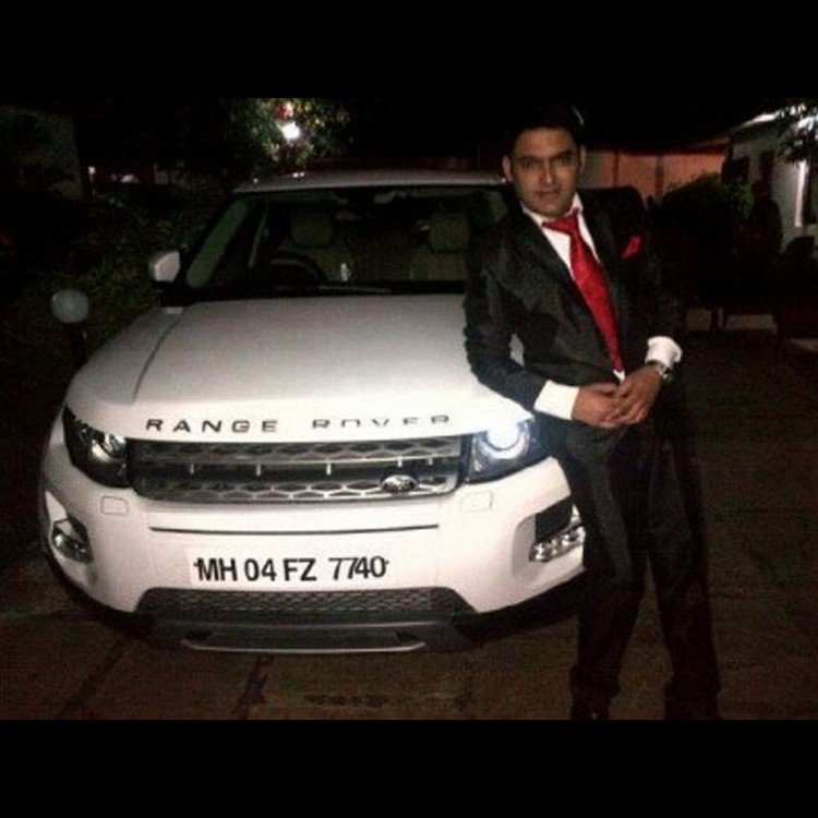 Kapil Sharma Range Rover Evoque SD4