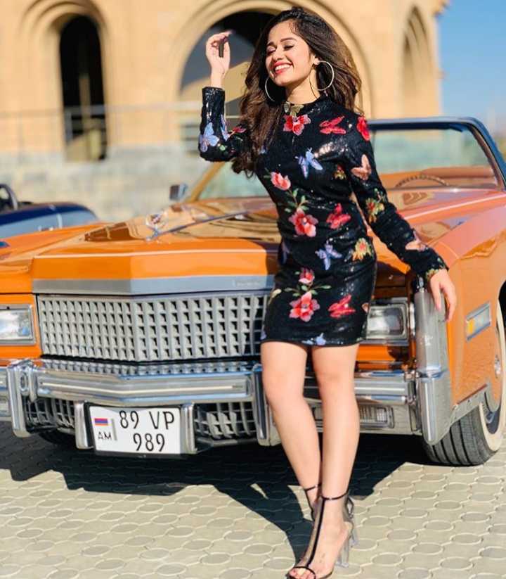 Jannat Zubair Car 5