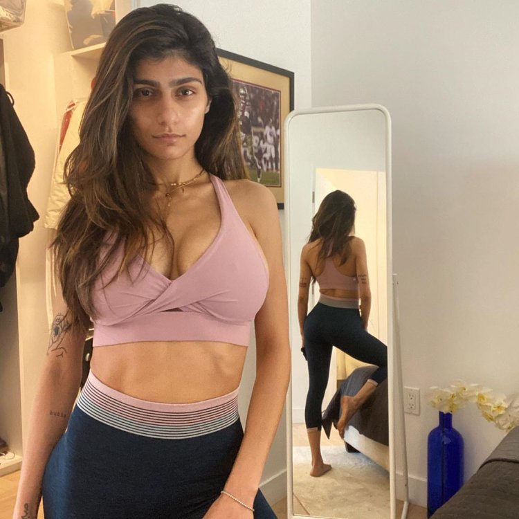 Mia Khalifa 7
