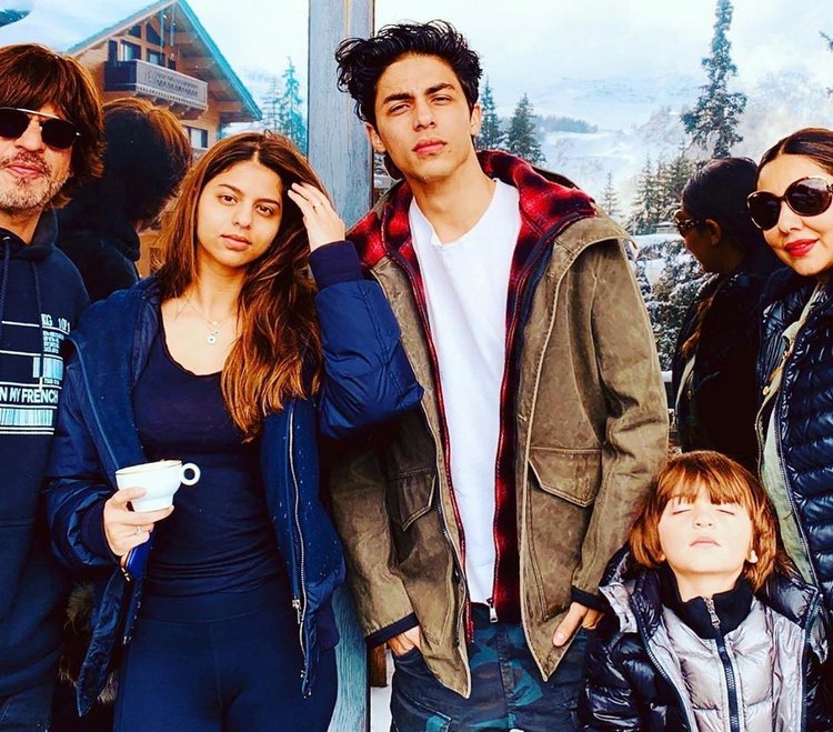 Suhana Khan Family Pic