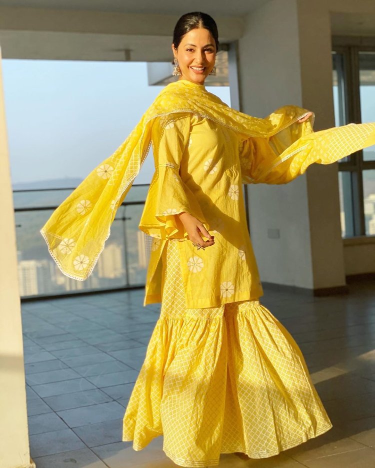 Hina Khan 3