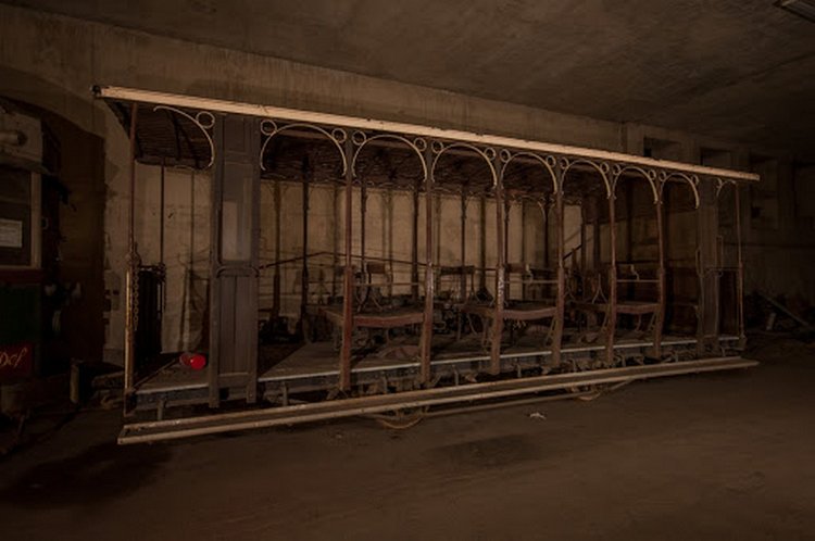 Abandoned Tram And Trolleybus Tunnel In Belgium 3