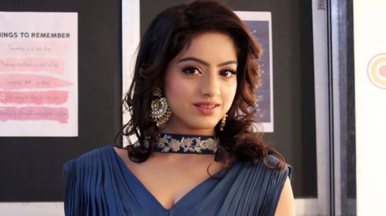 Deepika Singh Photo 2