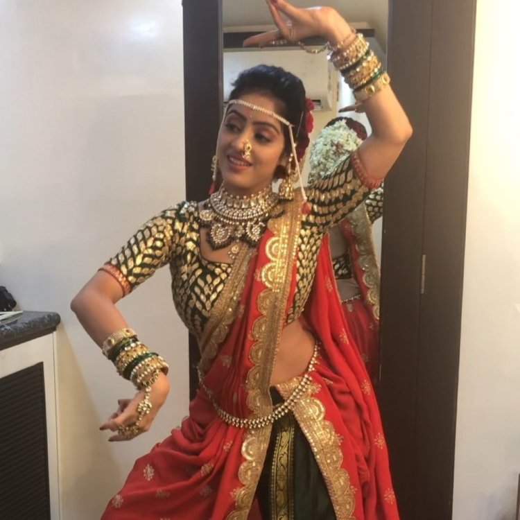 Deepika Singh Photo 7