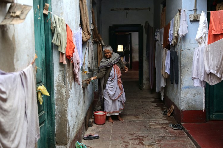Abandoned Mom In India