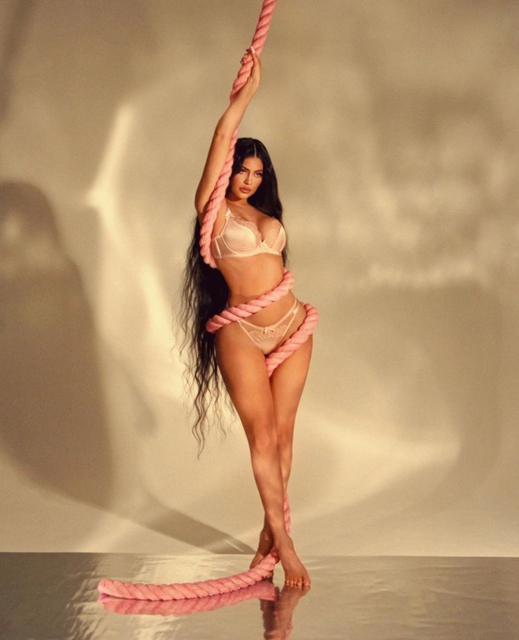 Kylie Jenner0
