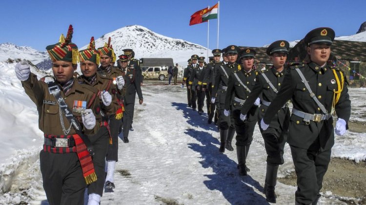 Indian Soldiers Delete Apps 2
