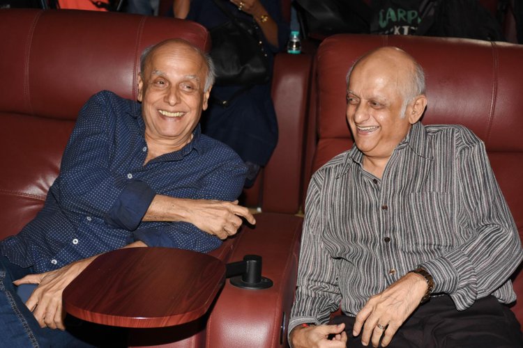 Mahesh Bhatt Family 5