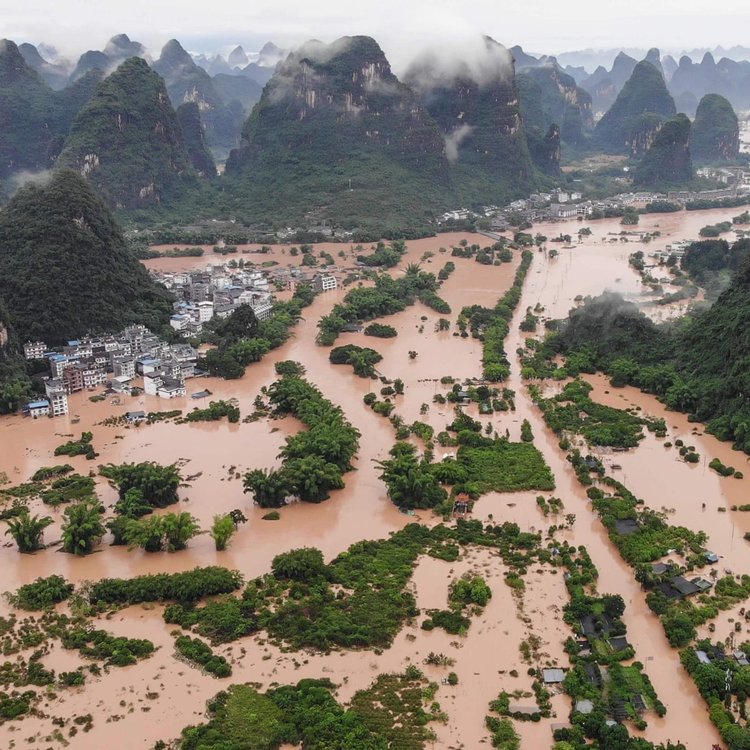 striking-images-show-disastrous-flood-in-china-2020-is-chinese-greed