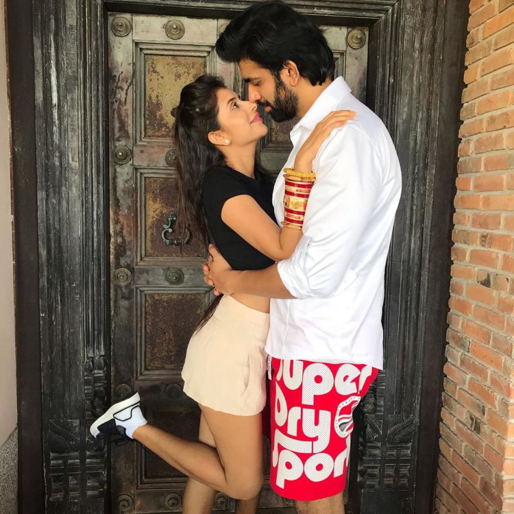 Charu Asopa And Rajeev Sen 6