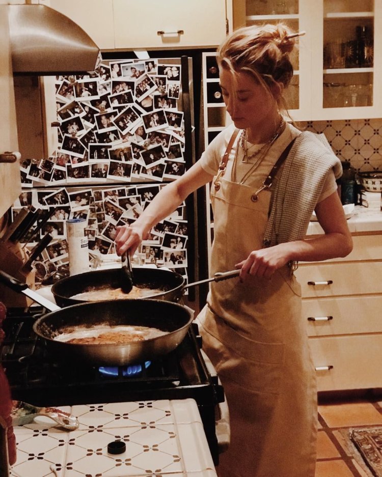 Normal-moments-of-celebs-8