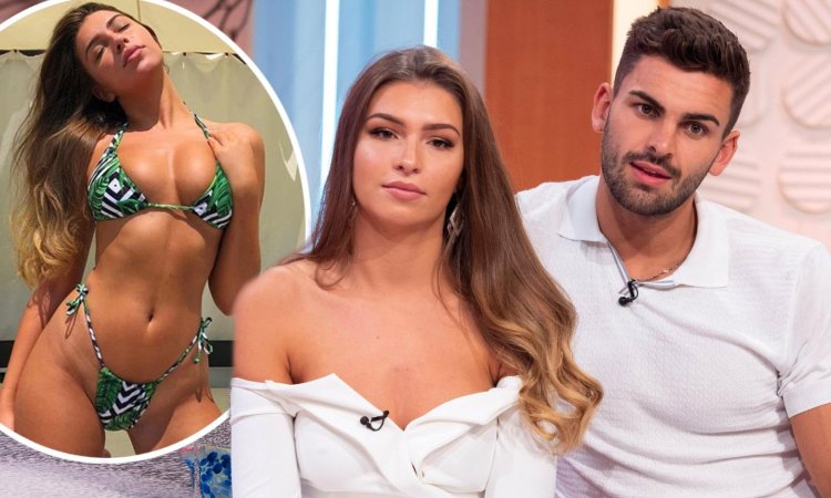 Zara In Love Island