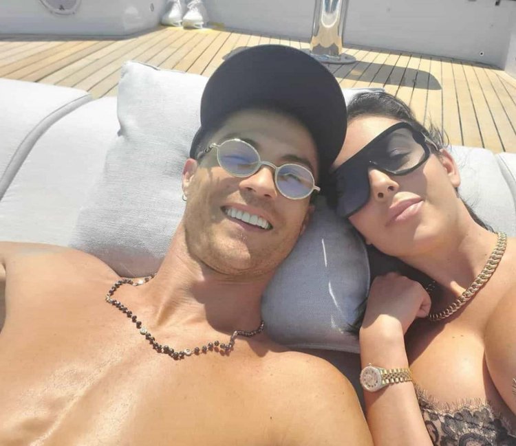 Georgina Rodriguez And Ronaldo 2