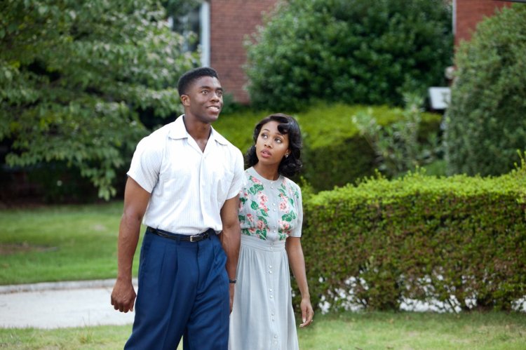 Chadwick-Boseman-42-Movie-Download-3