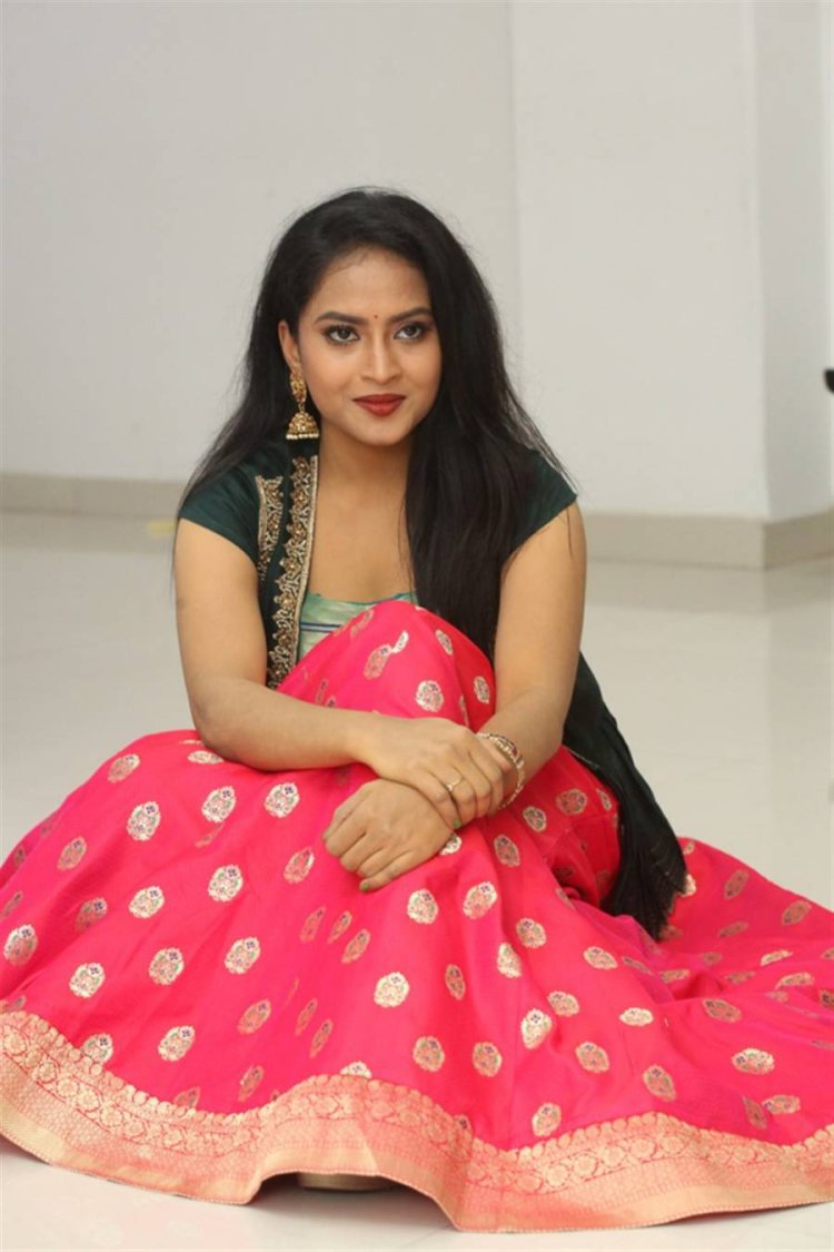 Sravani Kondapalli