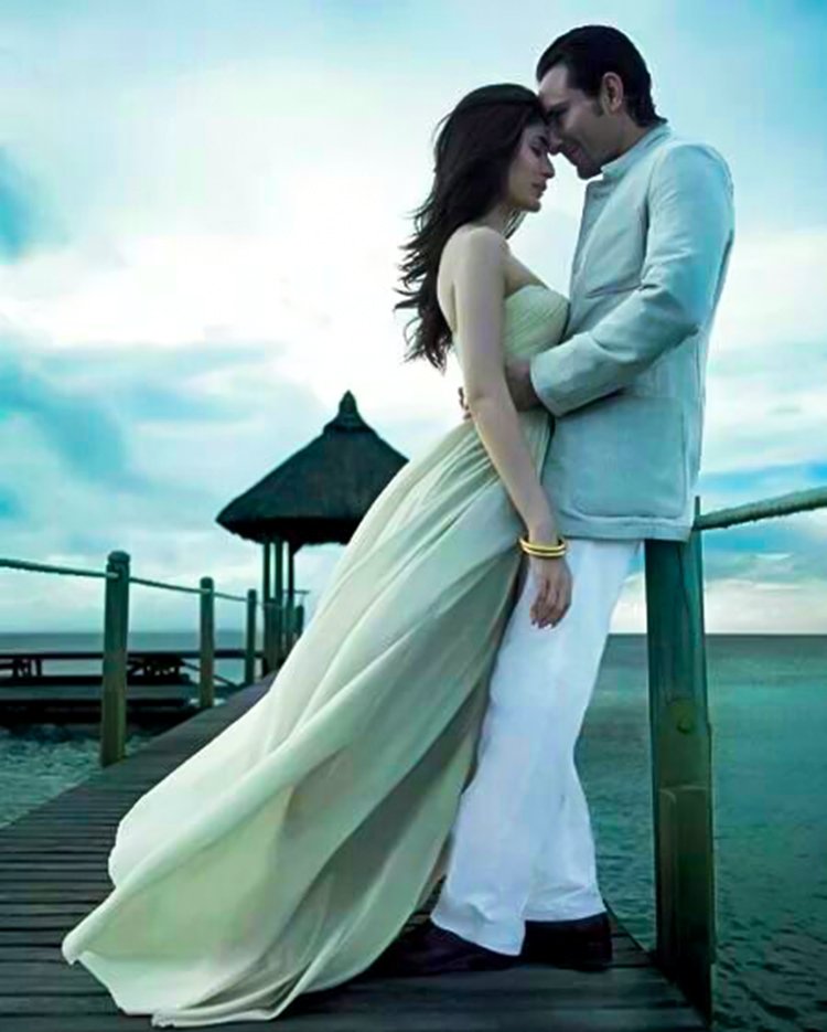 Kareena Kapoor And Saif Ali Khan Marriage Photos And Fairytale Love Story