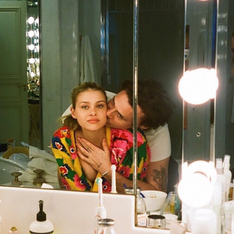Brooklyn Beckham And Nicola Peltz 4