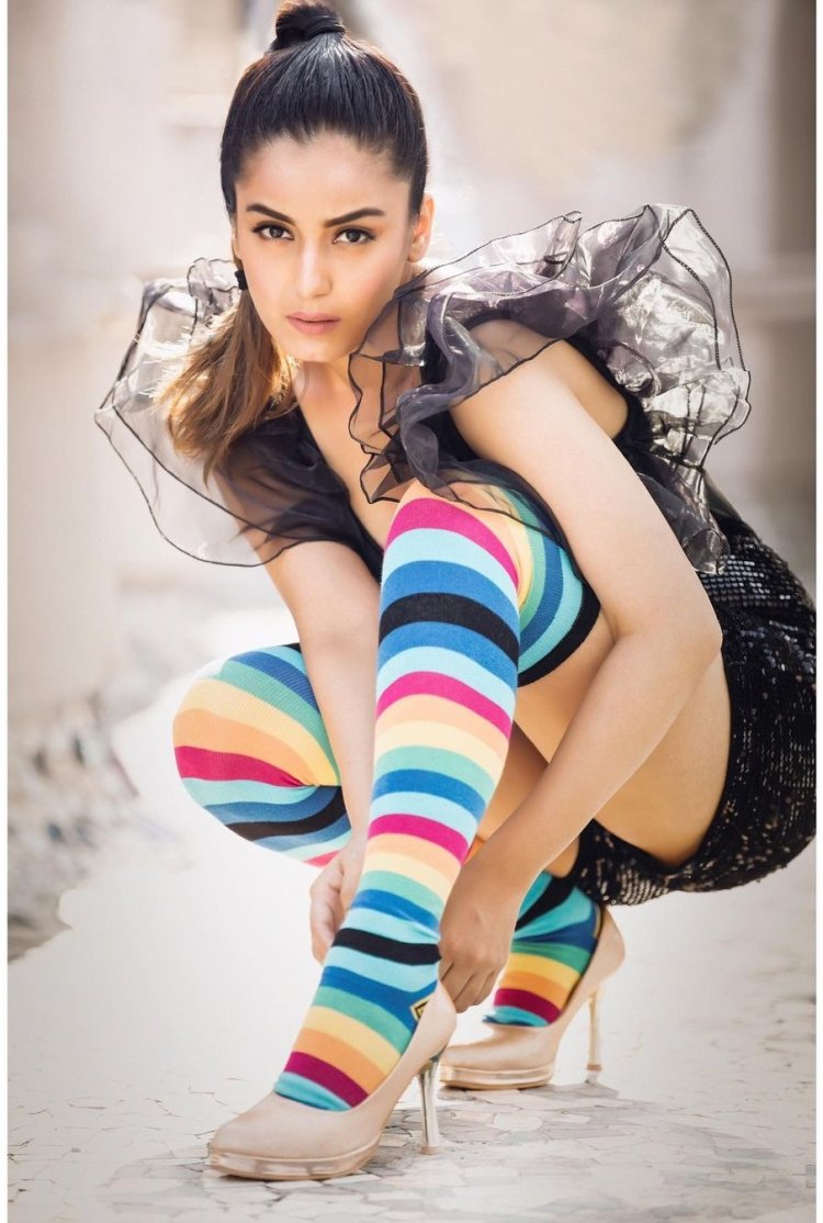 Bigg Boss Stars Srishty Rode 3