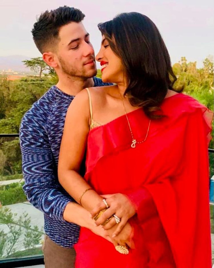 Priyanka Chopra Karwa Chauth 2