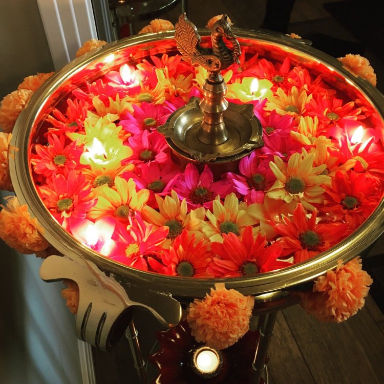 Diwali Decoration With Flowers At Home 2020 Simple But Effective