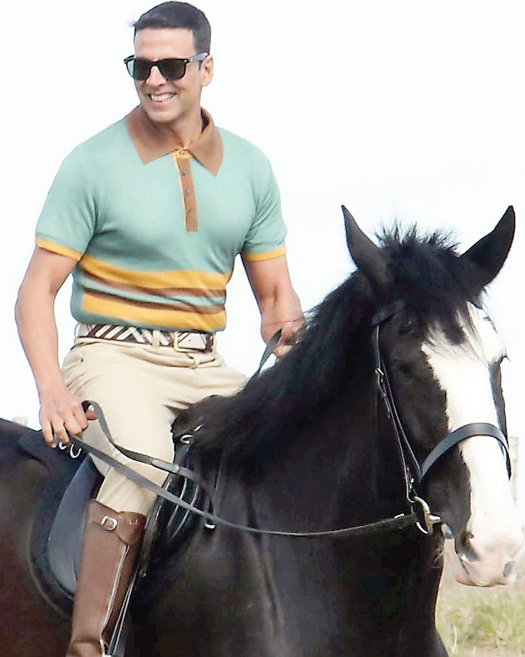 Akshay Kumar Riding Horse